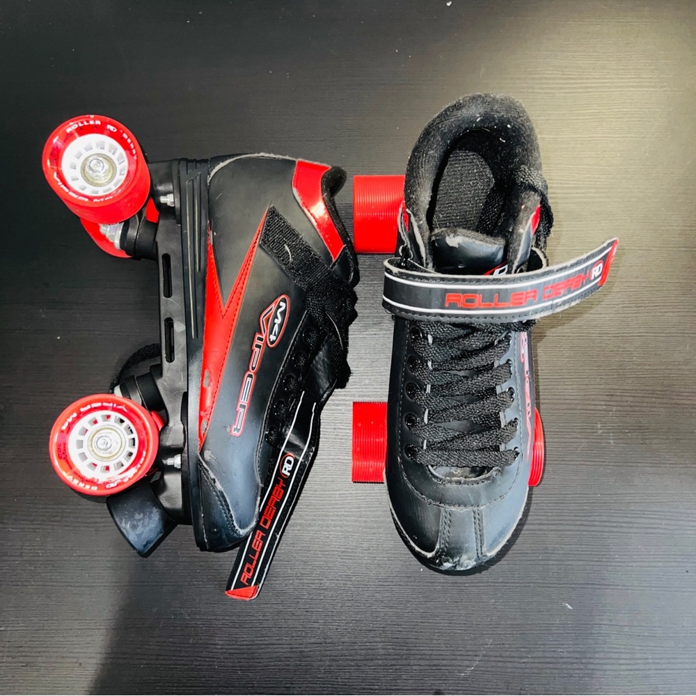 M4 Viper Retro roller skates derby Red & black size 7 mens